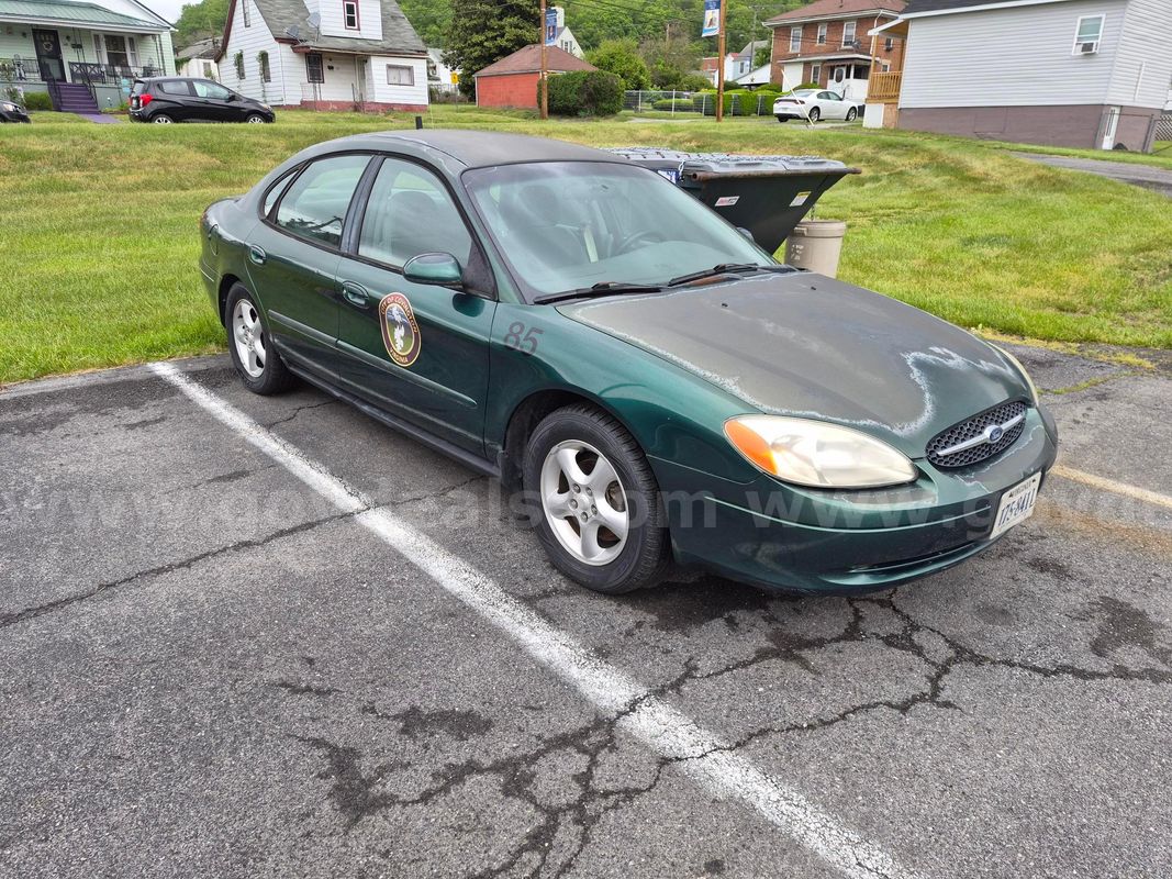 2000 Ford Taurus