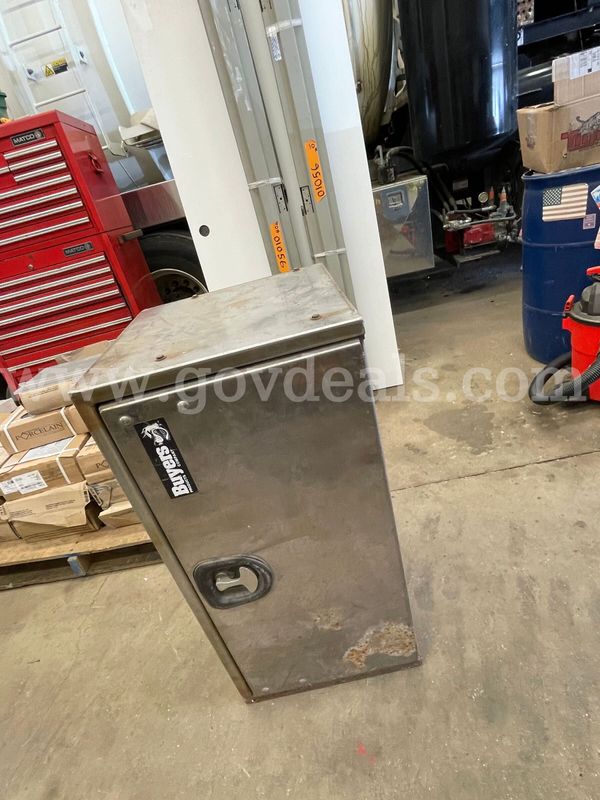 Buyers Stainless Steel Truck Box - 18X36