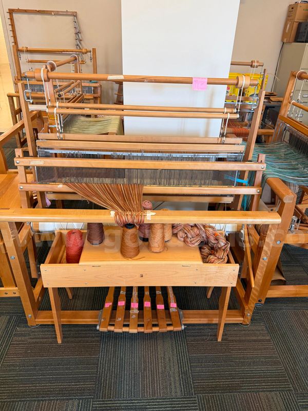 1 Leclerc weaving loom