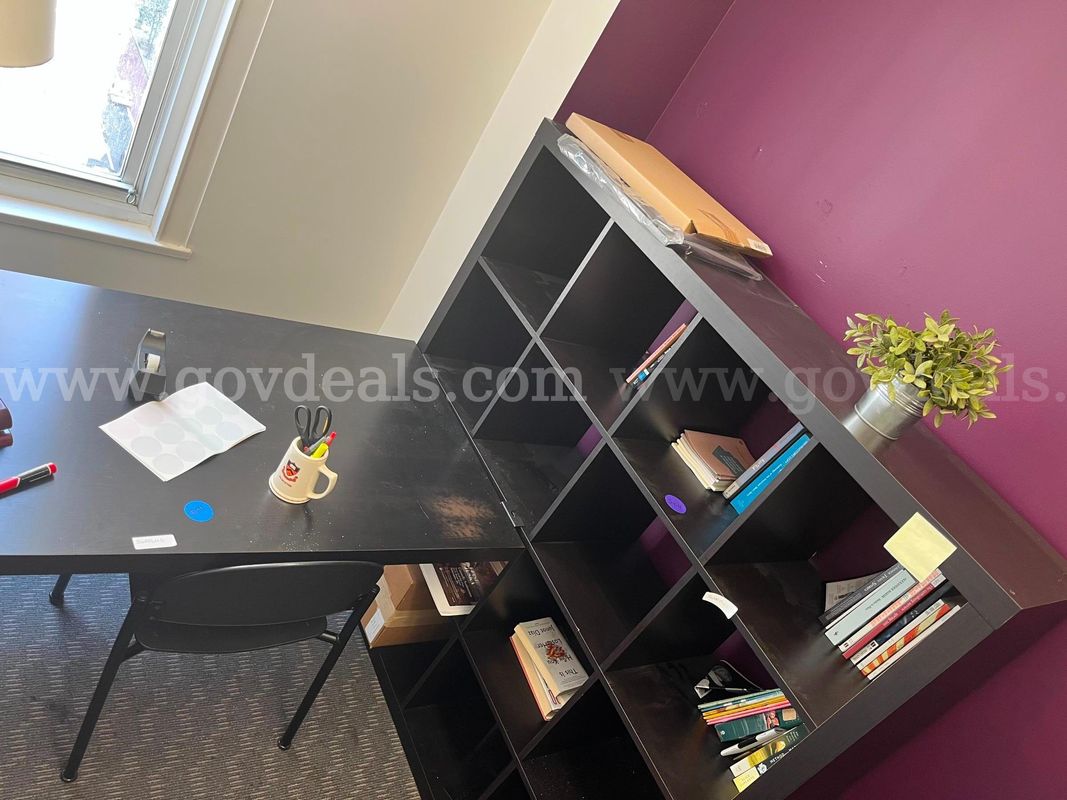 Black desk and shelves set