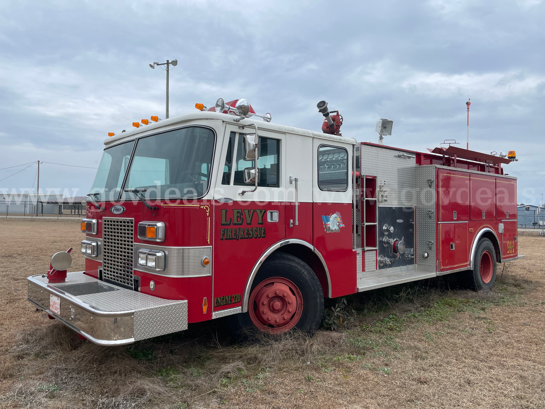 1986 Pierce Fire Truck
