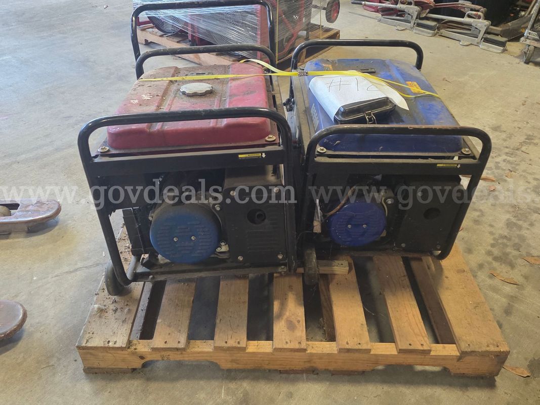 Lot of (2) CG550 Powerlift Generators