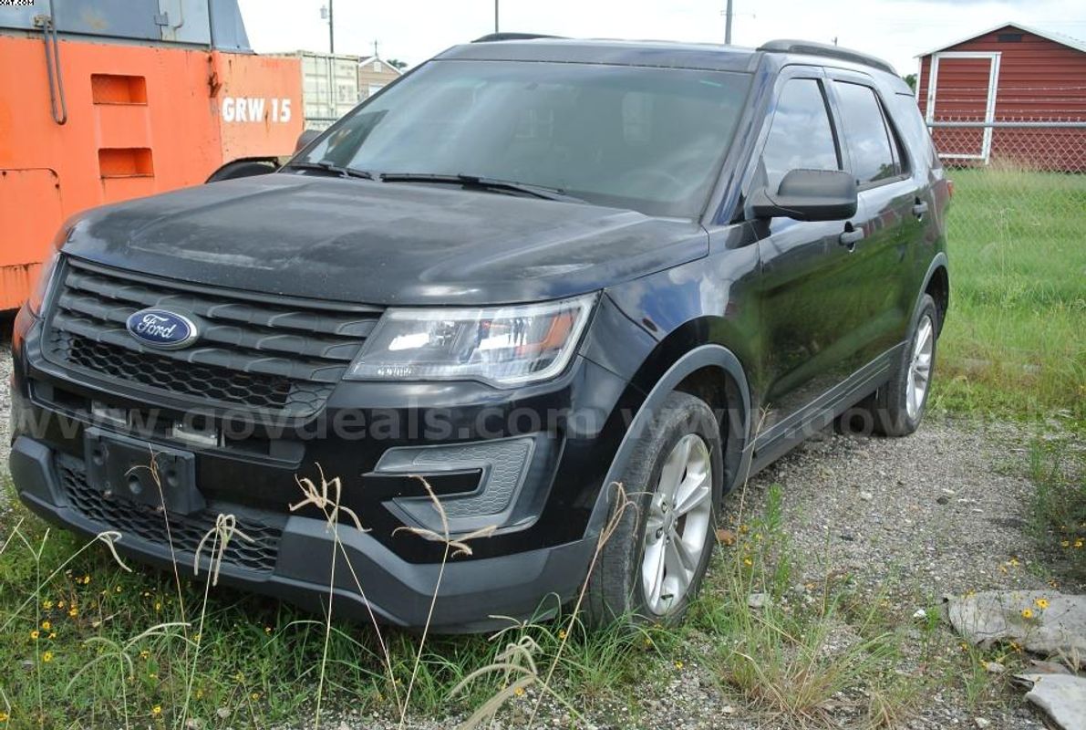 2016 Ford Explorer SUV