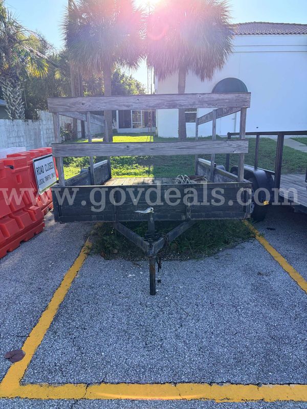 2014 6'x12' Triple Crown single axle Trailer