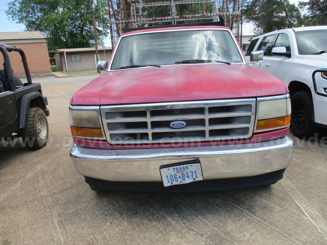 1994 Ford F-150 S Reg. Cab Short Bed 2WD