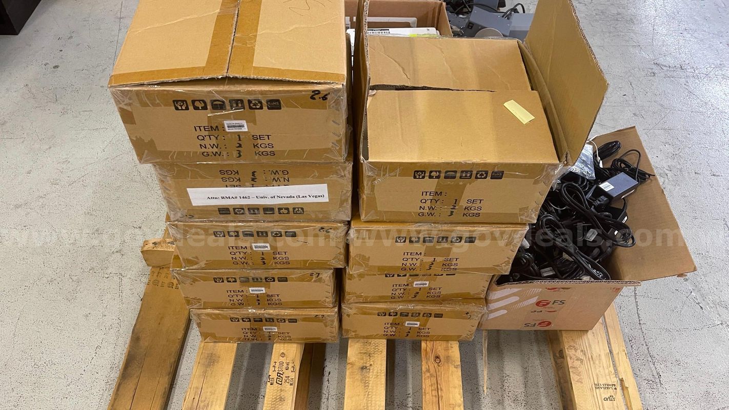 Lot : (46) VISIX AXIS TVs -1000i - Untested