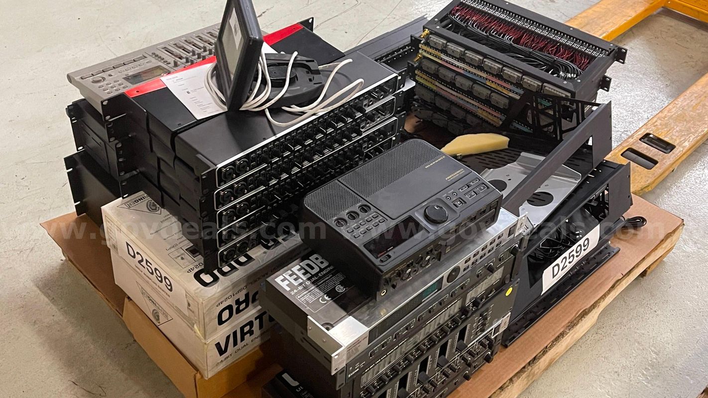 Lot: Audio equipment - Untested