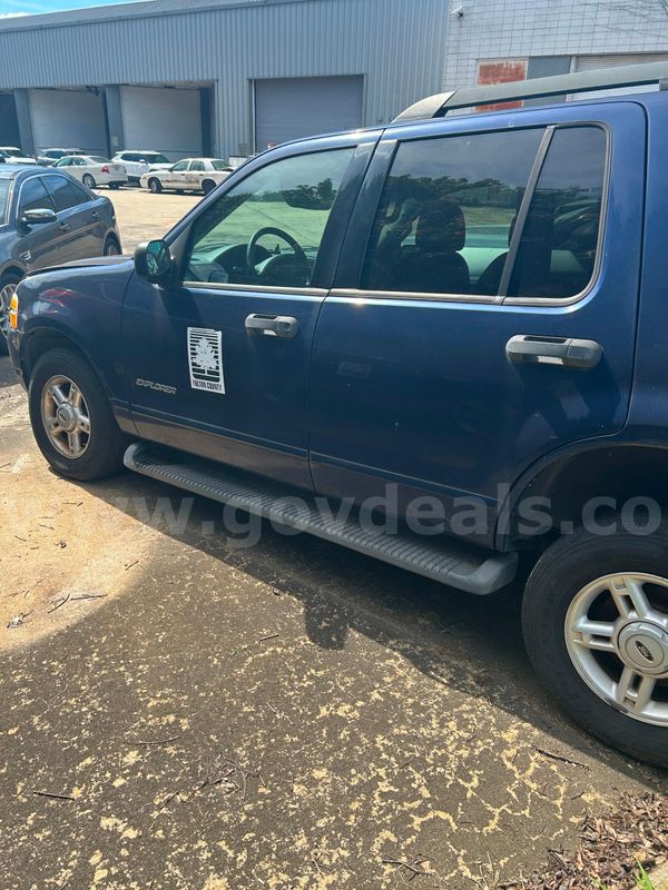 2005 Ford Explorer