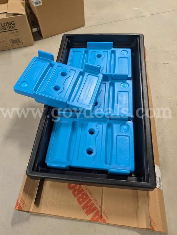 Cambro Buffet bar with 4 Chillers