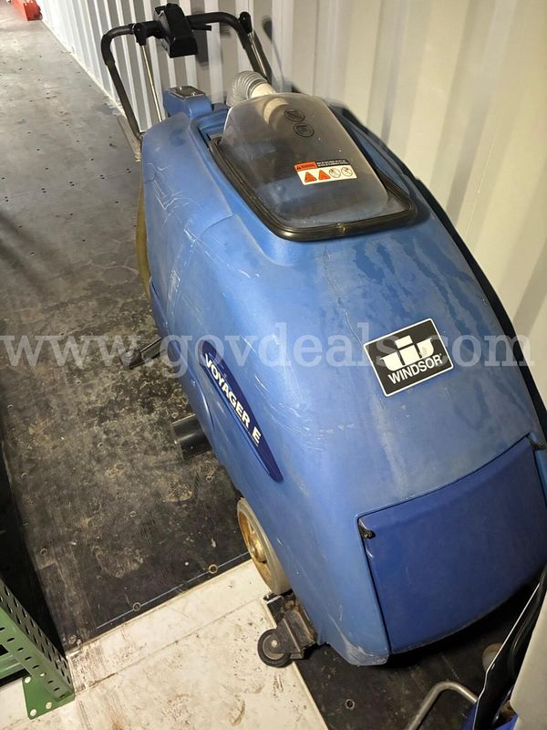 Windsor Voyager E Floor Cleaner