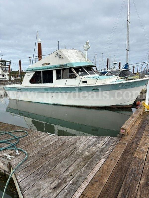1971 Fiberglass Tollcraft 34ft