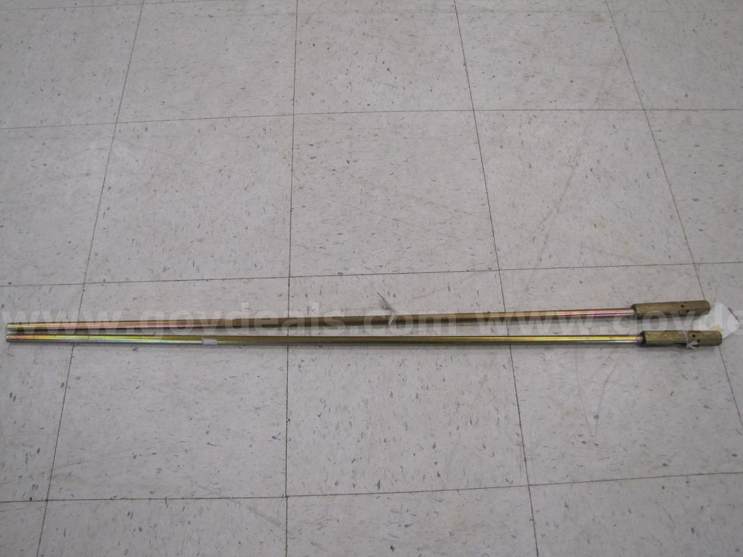 Pair of bottom assembly rods