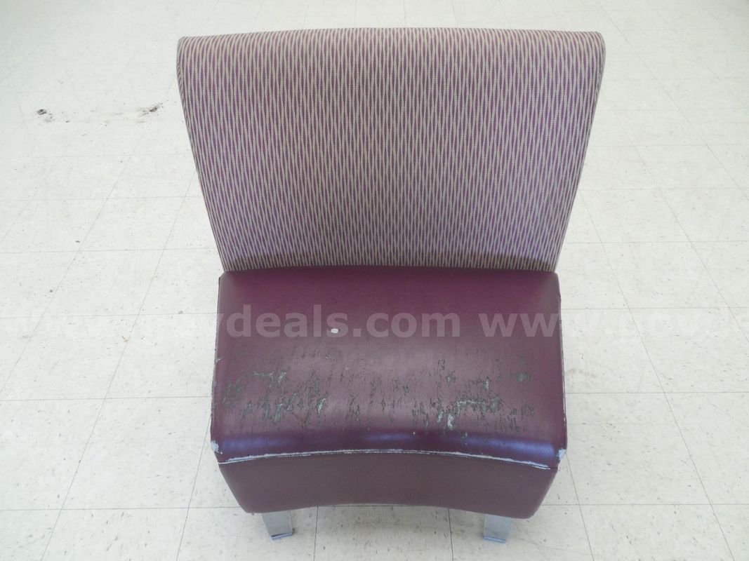 Lounge style chair