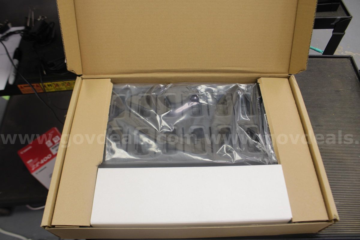 Listen intelligent 12 unit Charging Tray Model LA-381-01