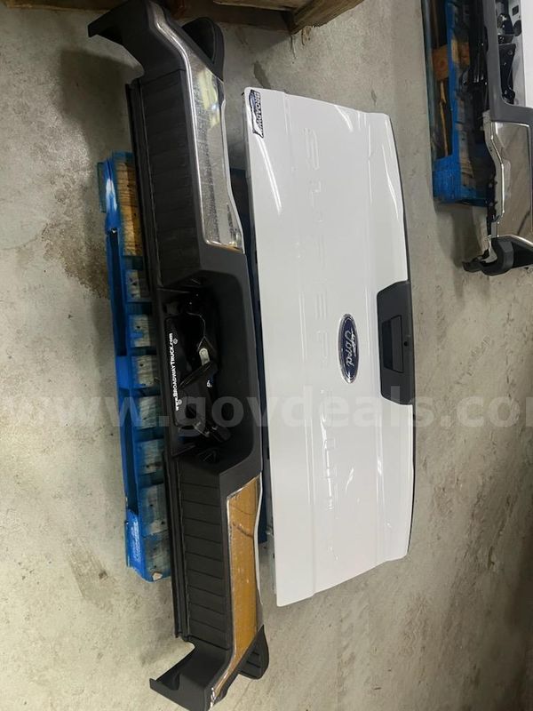 2026 Ford Tailgate and Bumper