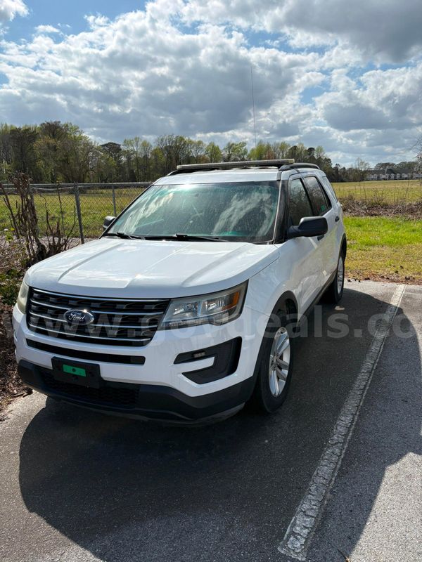 2016 Ford Explorer