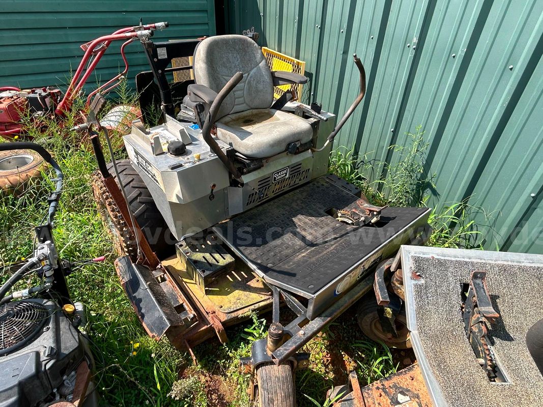 Dixie Chopper Industrial Classic (Mower 2)
