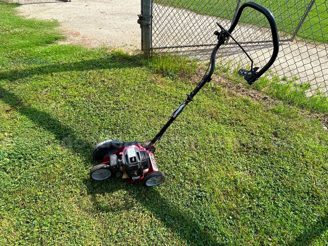 Troy Bilt Edgers (Lot of 2)